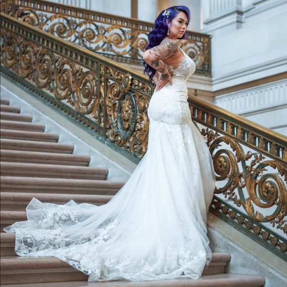Calla Blanche wedding gown - Picture 2 of 14